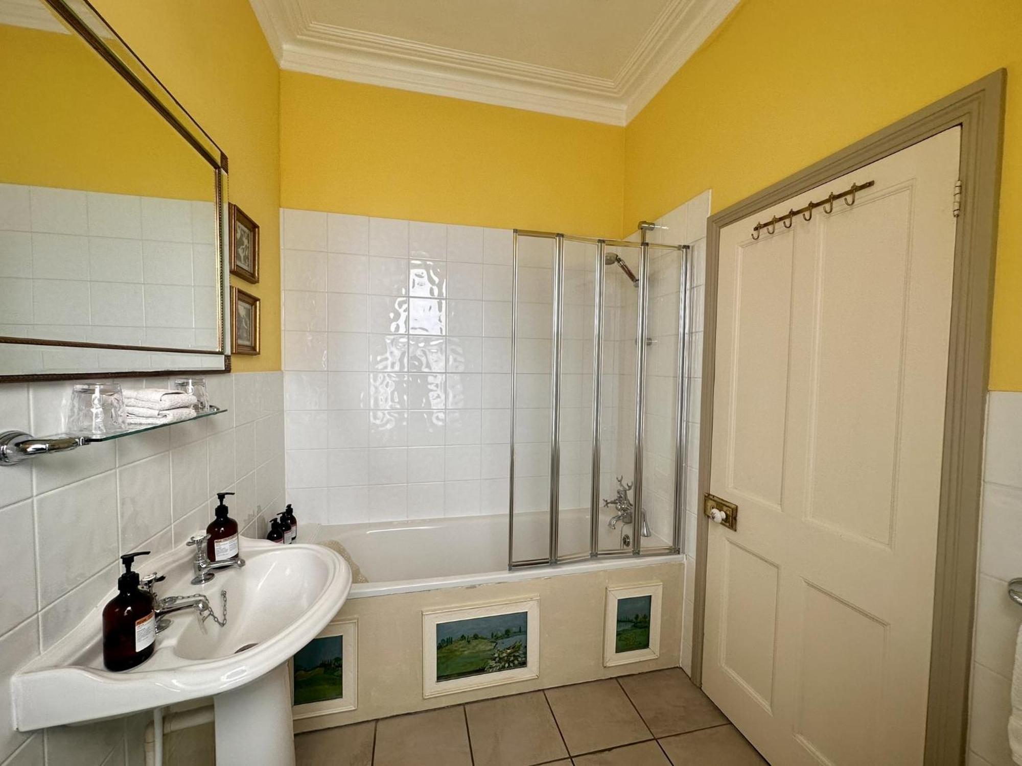 Albert & Victoria Guest House Eastbourne Bilik gambar