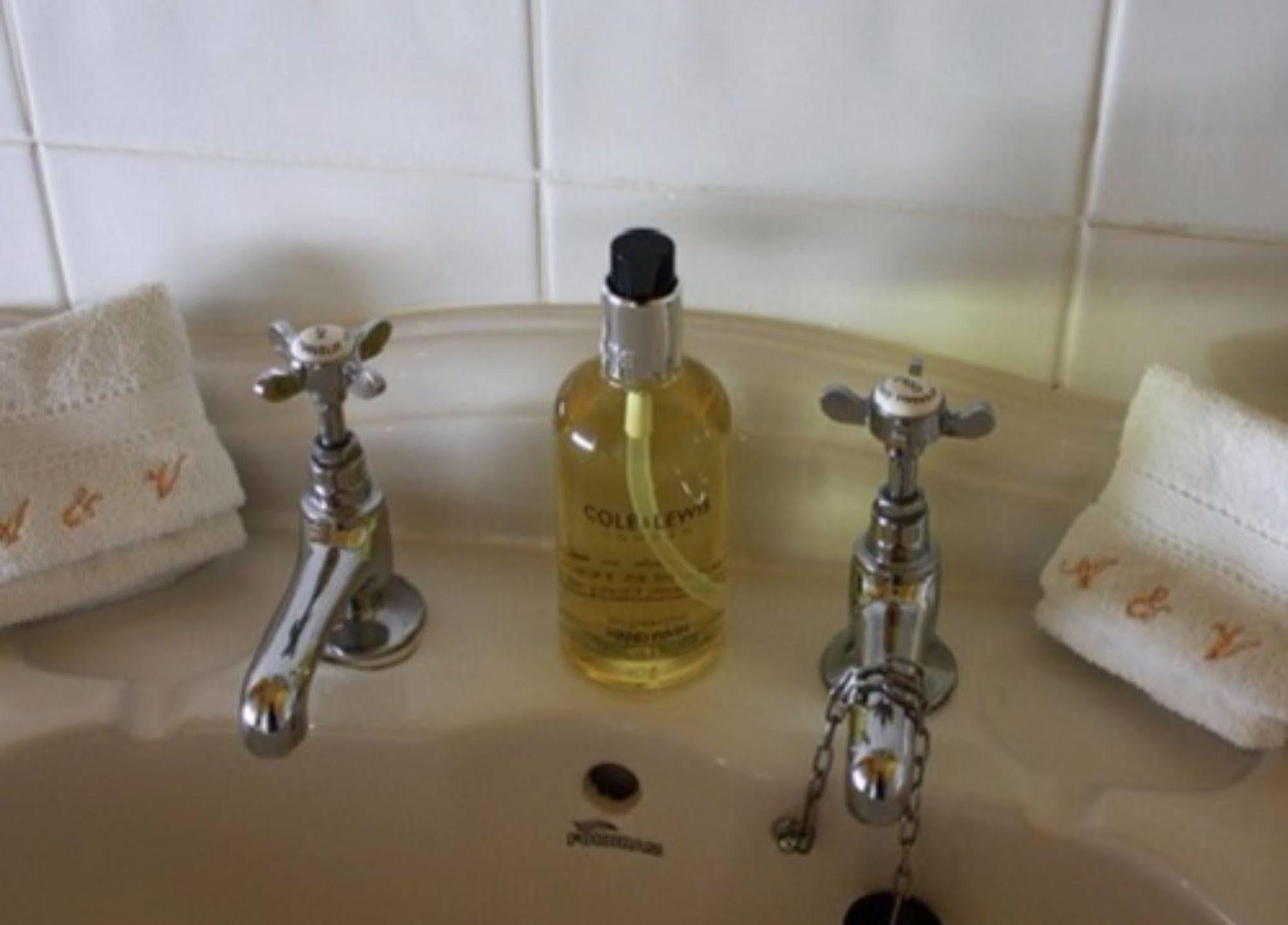 Albert & Victoria Guest House Eastbourne Luaran gambar